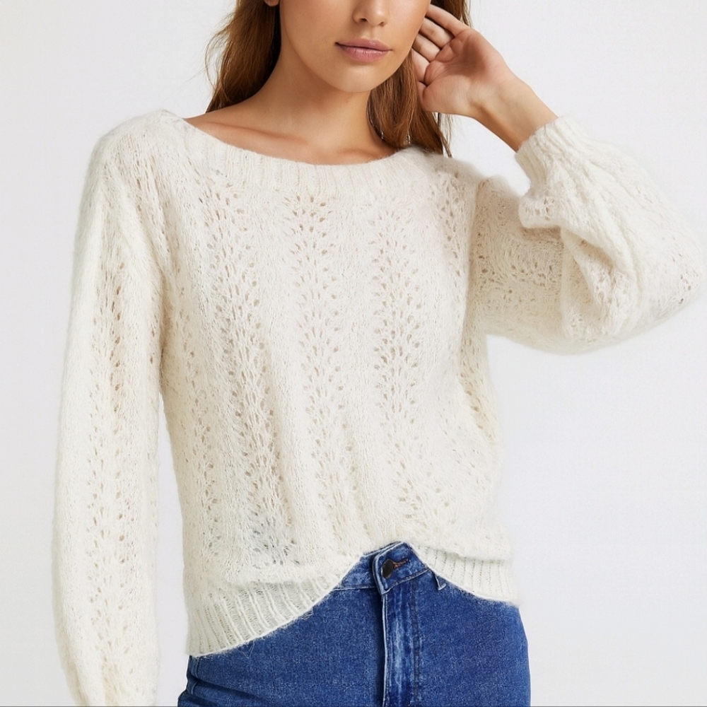 Forever 21 Sweater Cream Color Puffed Long Sleeves Open Knit Size S NWOT